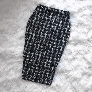 Houndstooth Pencil Midi Skirt XS Bodycon Style